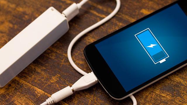 Pengecas handphone dan power bank