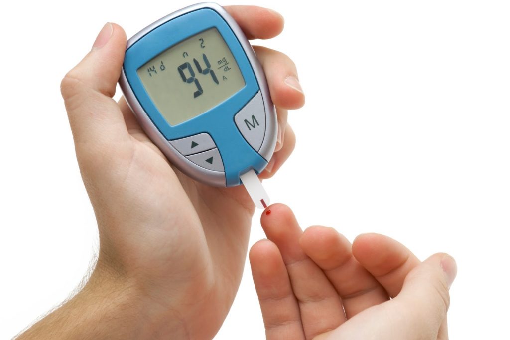 Alat ujian glukometer bagi pesakit kencing manis