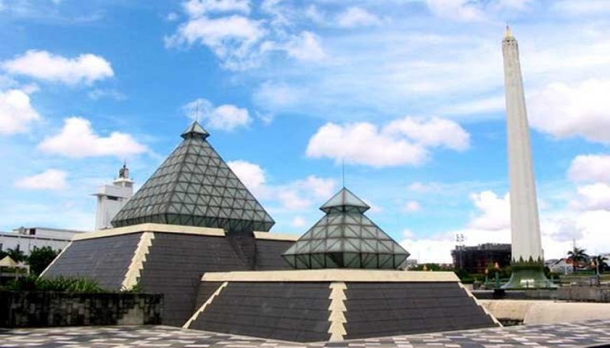 tempat menarik di surabaya