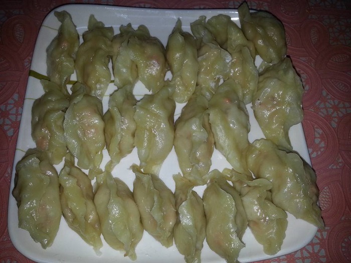 Gambar dumpling ayam berisi ayam yang sedap dan lembut