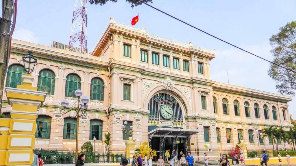 tempat menarik di vietnam