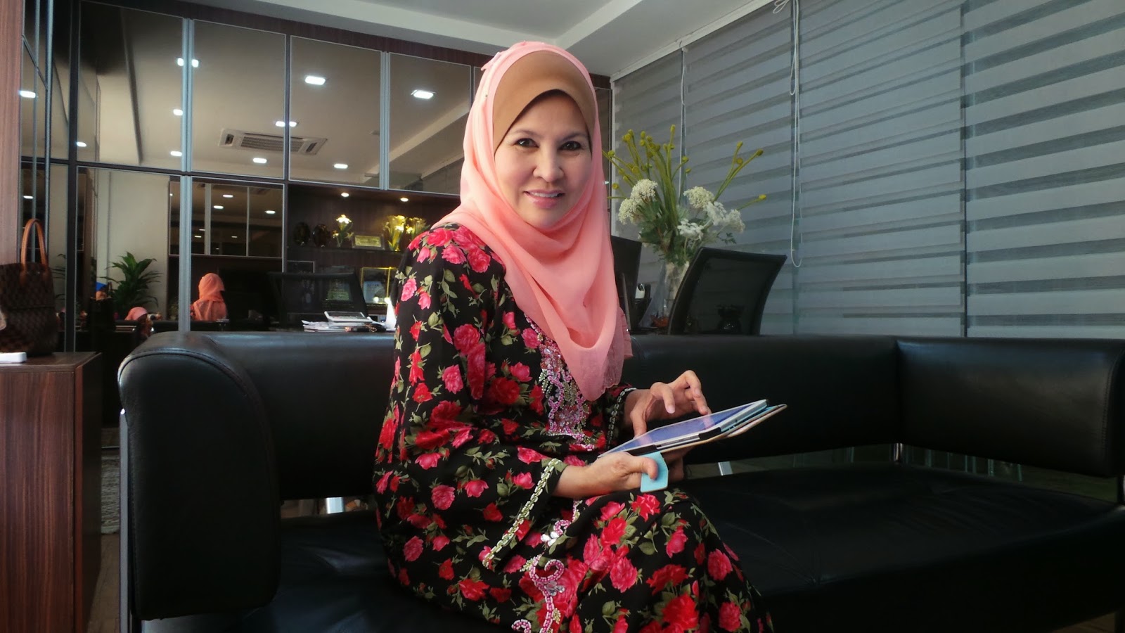 Gambar Puan Rozita Ibrahim, pengasas Sendayu Tinggi.