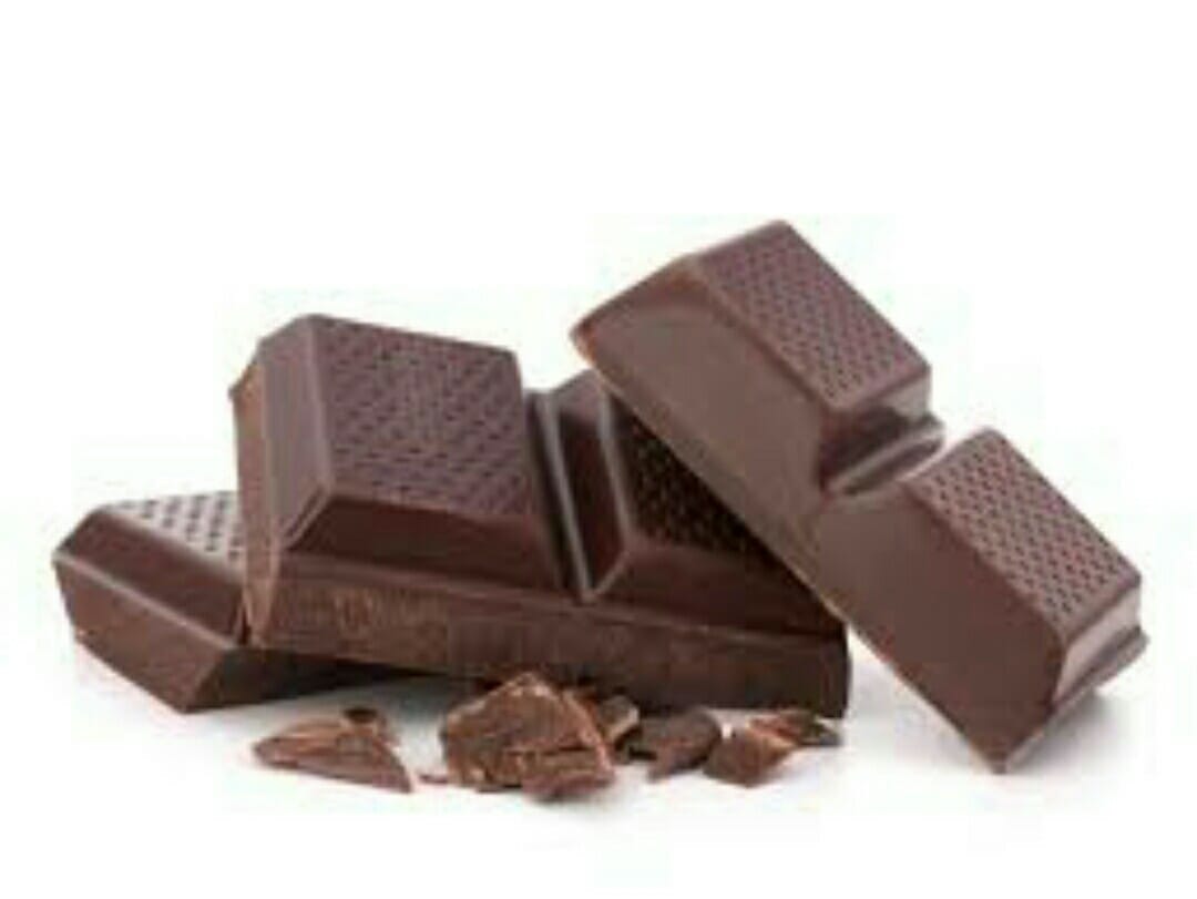 Gambar pelbagai jenis coklat yang sedap dan menarik untuk kanak-kanak