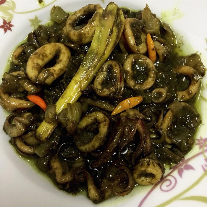 sotong masak hitam