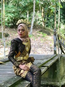 jenis baju kurung