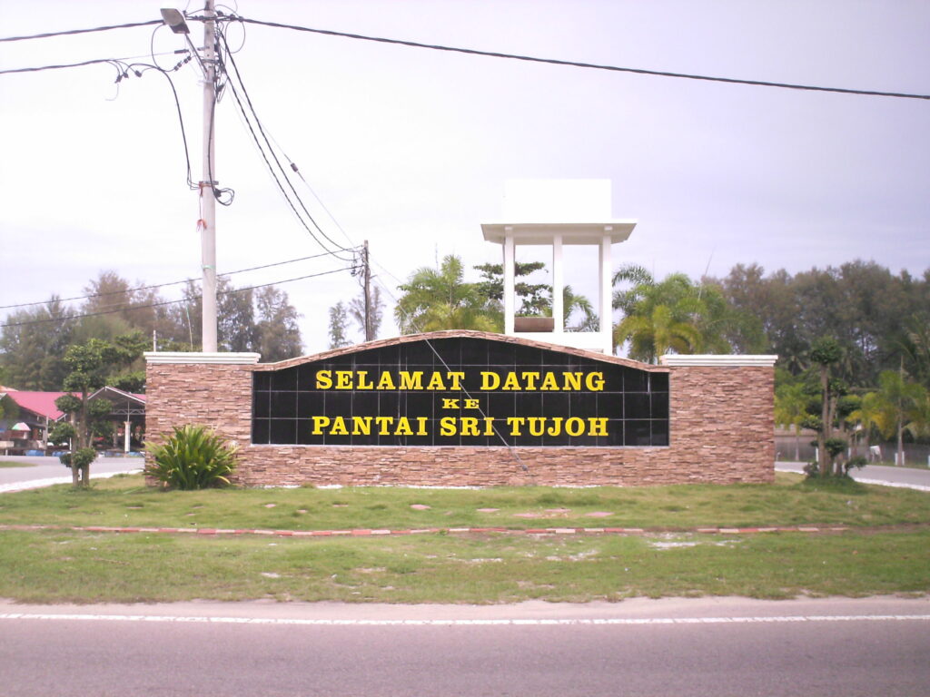 Pantai Sri Tujuh Tumpat