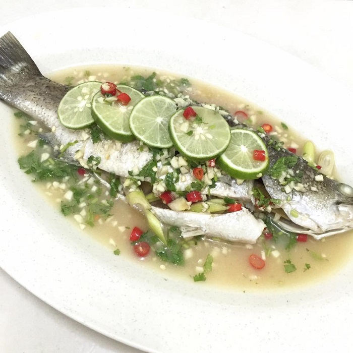 Kompilasi pelbagai hidangan masakan ikan yang menarik dan sedap untuk keluarga.