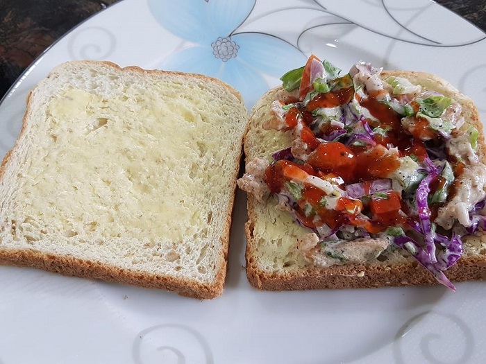 Langkah menyediakan inti sandwich ayam