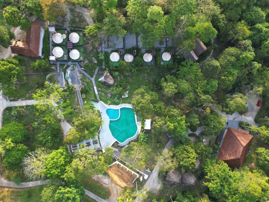 Khemah glamping di Lalang’s Spa & Resort