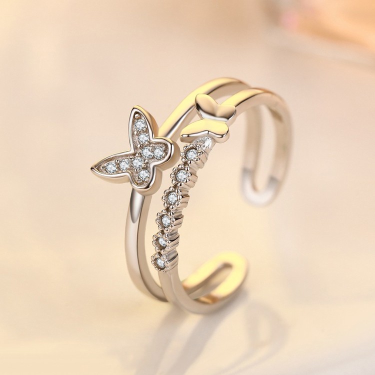 Cincin ring emas dengan batu permata