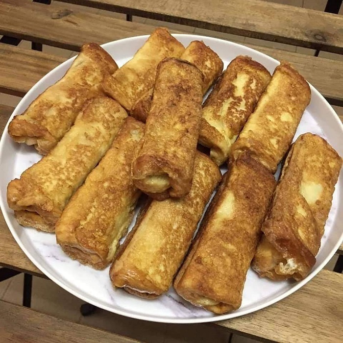 Gambar sardin gulung cheese yang telah siap digoreng untuk sarapan.
