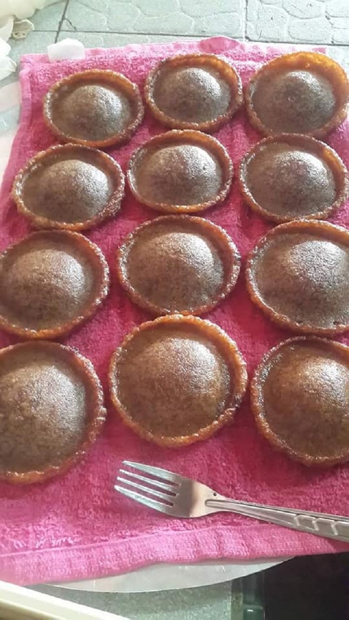 Langkah penyediaan adunan cucur jawa