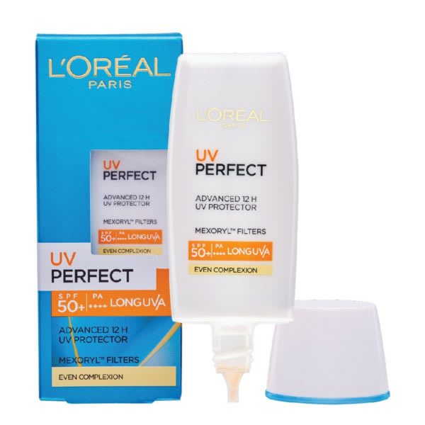 Pelbagai botol dan tiub produk sunblock terbaik untuk perlindungan kulit wajah.