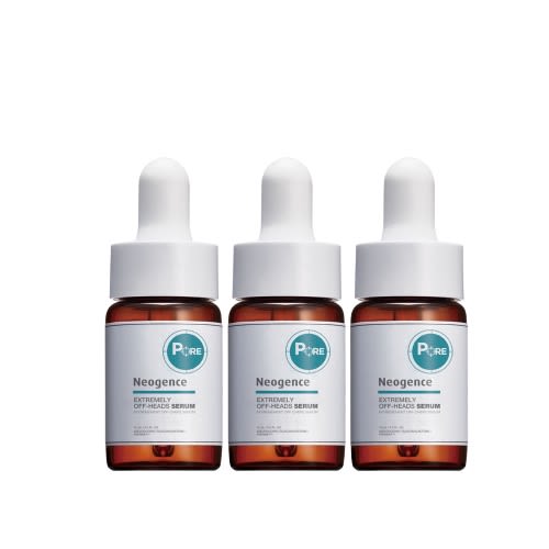 Pelbagai botol serum terbaik untuk merawat whitehead di atas latar putih.