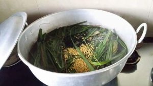 cara mandi ketika berpantang