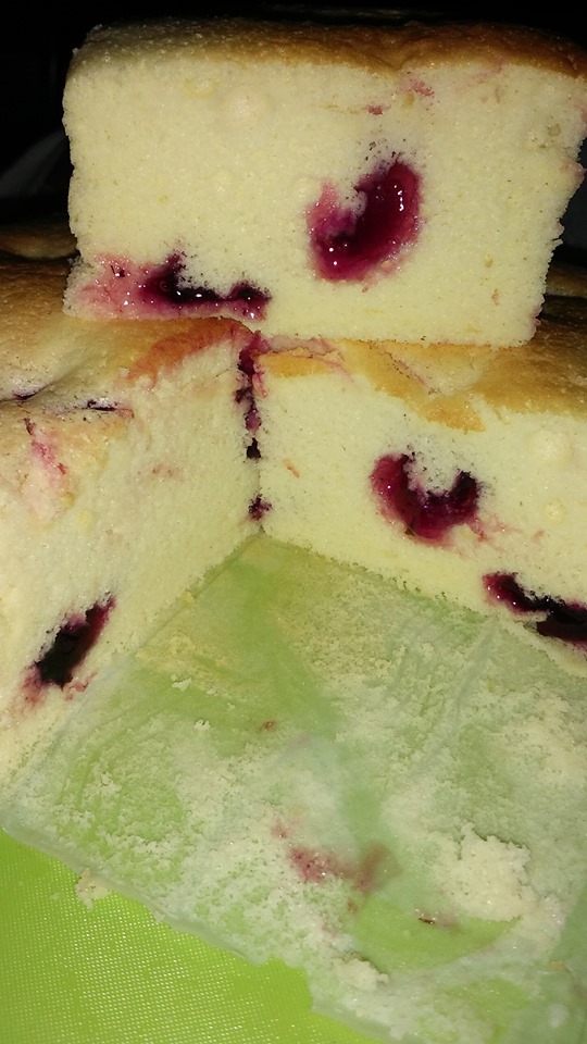 blueberry yogurt cake