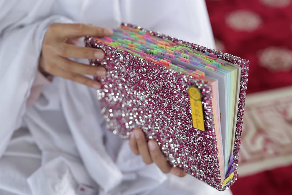hadiah untuk ibu dan ayah
