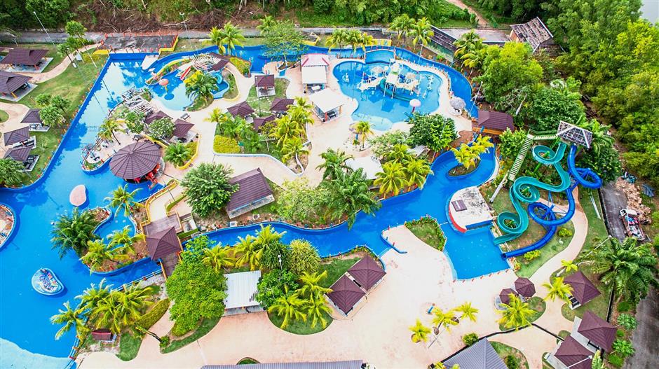 Taman air The Carnival Waterpark