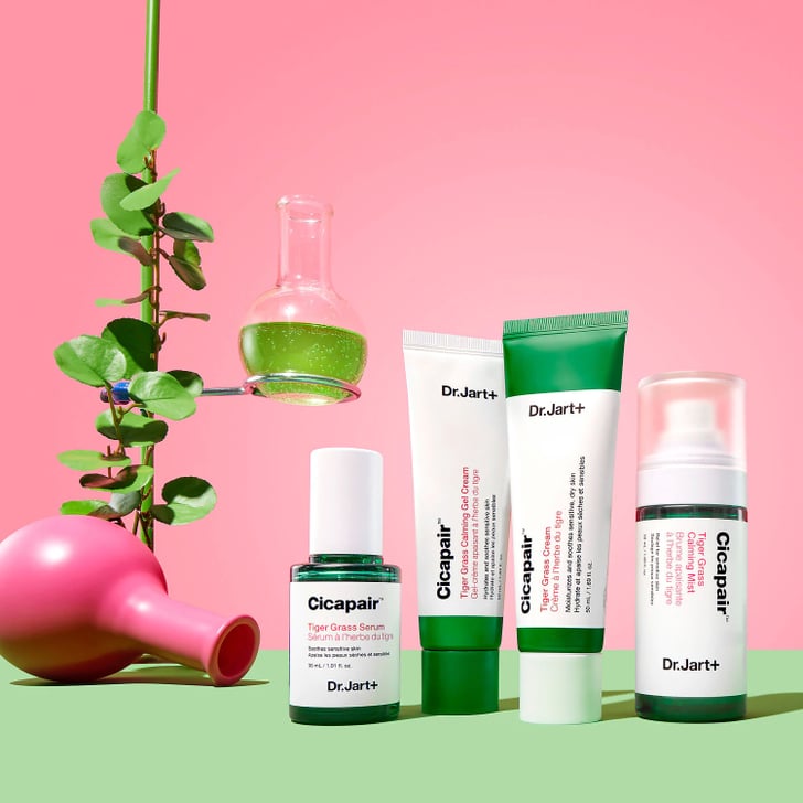 Pelbagai produk skincare Korea terbaik yang disusun bersebelahan dengan latar belakang bersih.