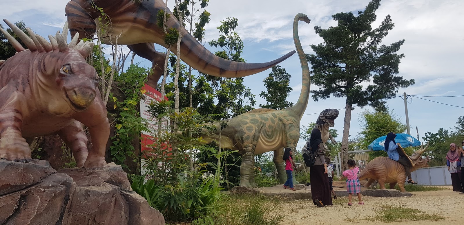 Don Hu Jurassic Park