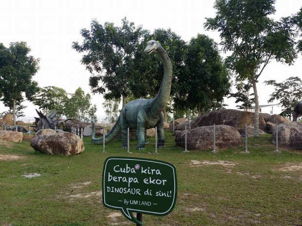 Landskap hijau di IJM Hill Park Seremban 2 Height