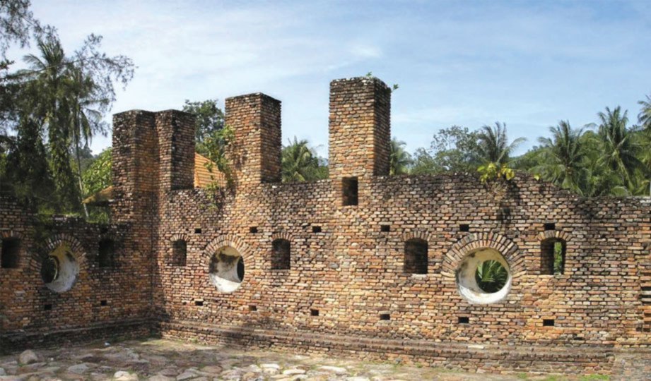 Bangunan bersejarah Kota Belanda di Pulau Pangkor