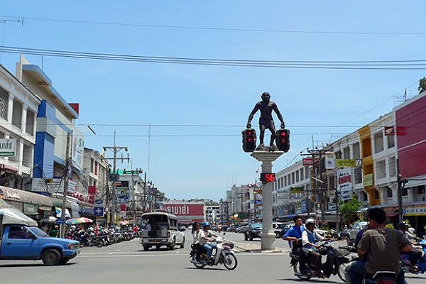 Pemandangan sekitar bandar Krabi Town