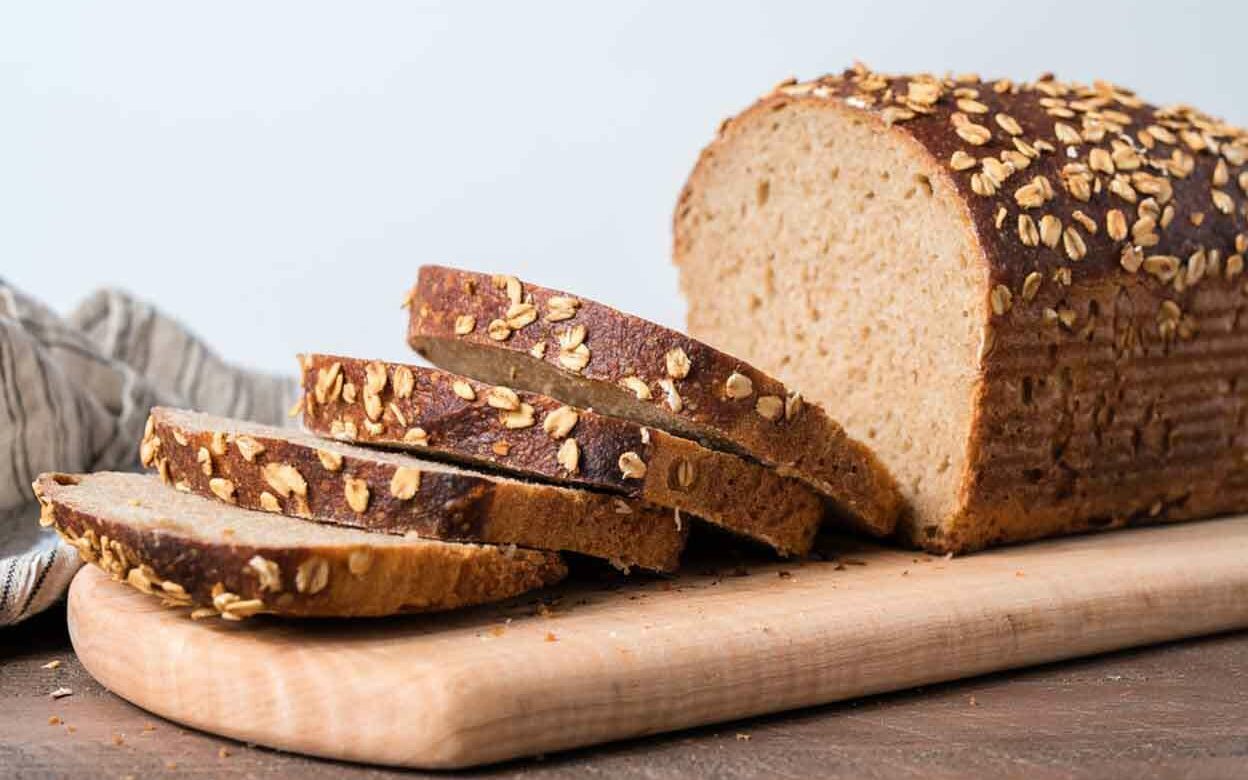Roti multigrain dengan bijirin