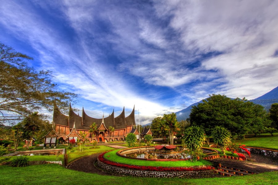 Tempat menarik di padang indonesia