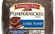 Roti pumpernickel berwarna gelap