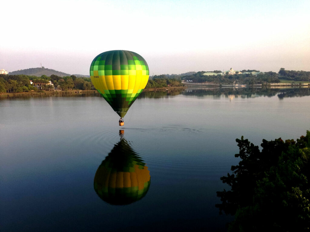 Pakej penerbangan kapal panas udara My Balloon Adventure