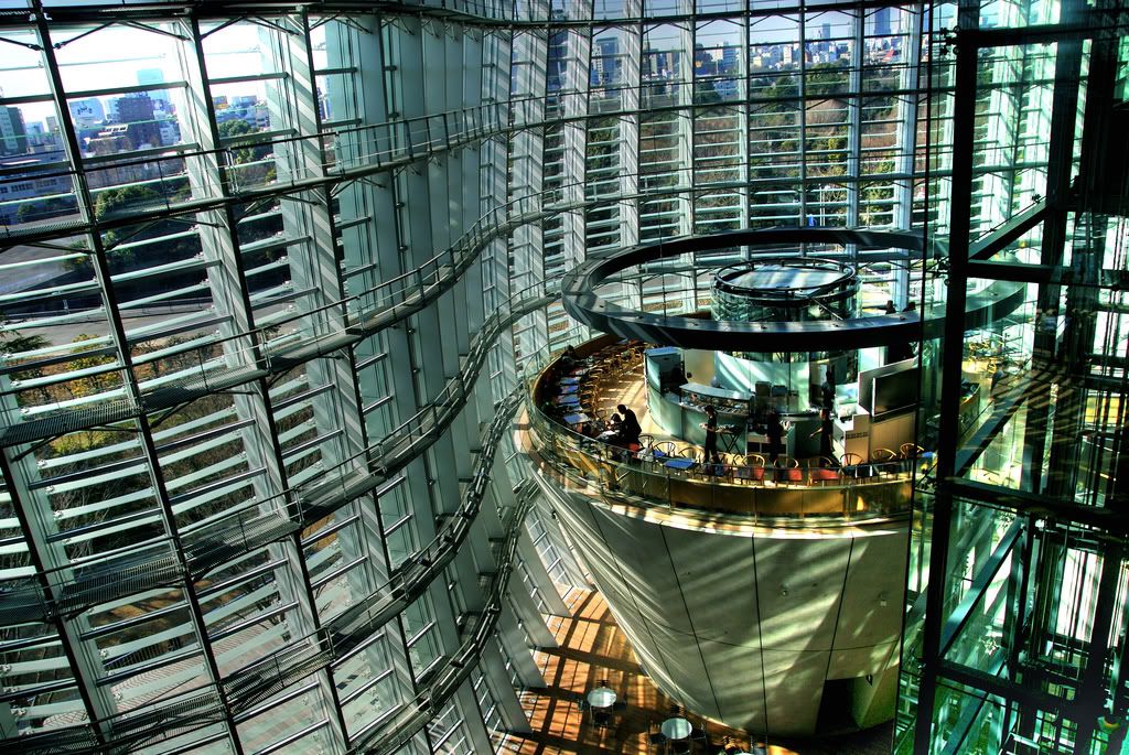 Bangunan Pusat Seni Kebangsaan Tokyo