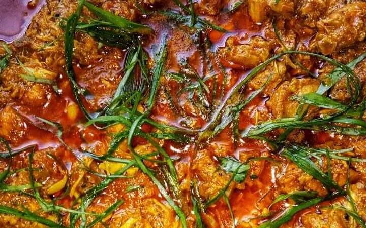 Rendang ayam hancur dengan tekstur halus
