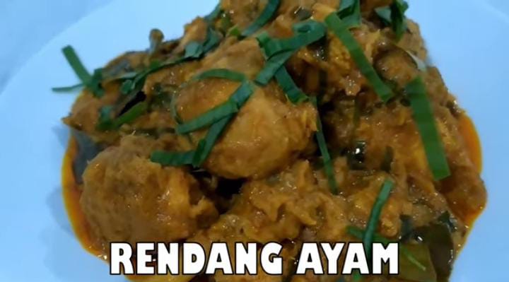 Rendang ayam tanpa rempah yang siap dihidang