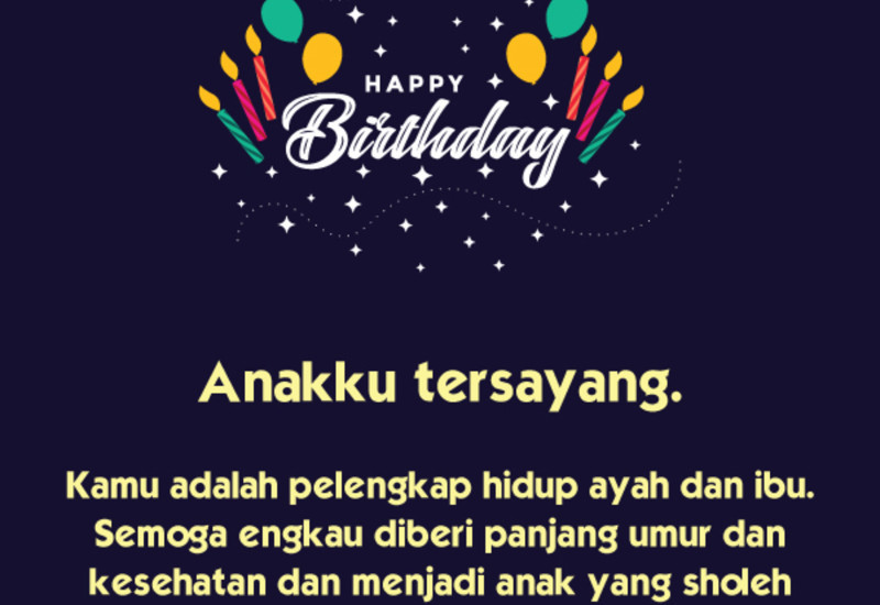 Kanak-kanak kecil sedang meniup lilin kek hari lahir
