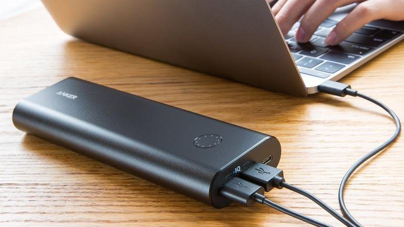 Pelbagai jenis dan jenama power bank terbaik untuk kegunaan telefon pintar