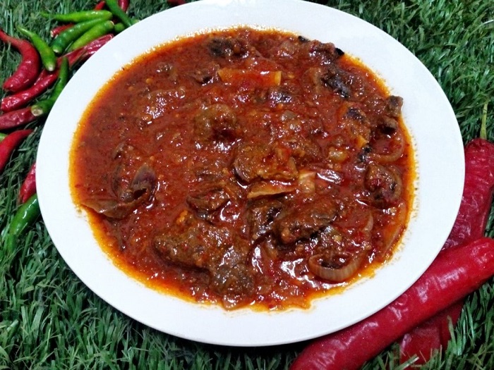 Asam pedas daging tetel Melaka pedas dengan kuah merah