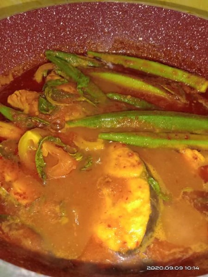 Asam pedas ikan pari gaya Melaka