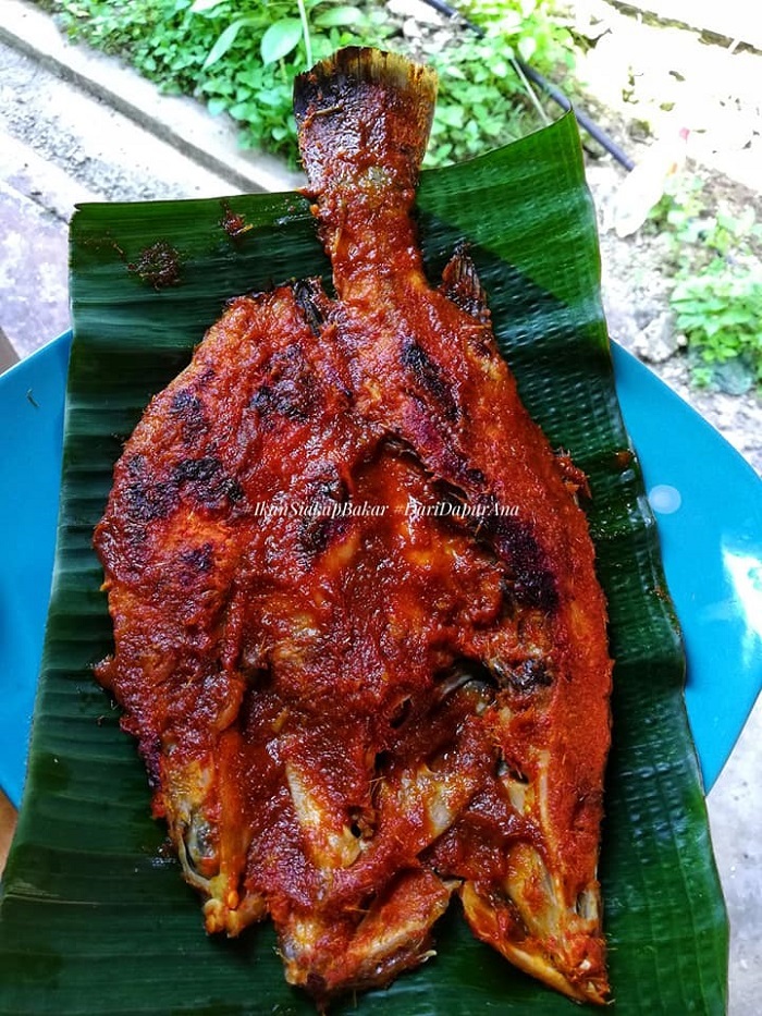 Ikan siakap bakar berlumur sos