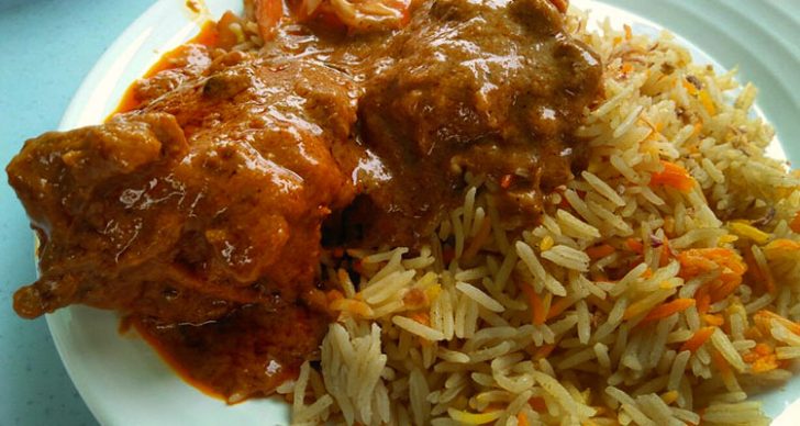 Nasi beriani gam dengan ayam dan kuah