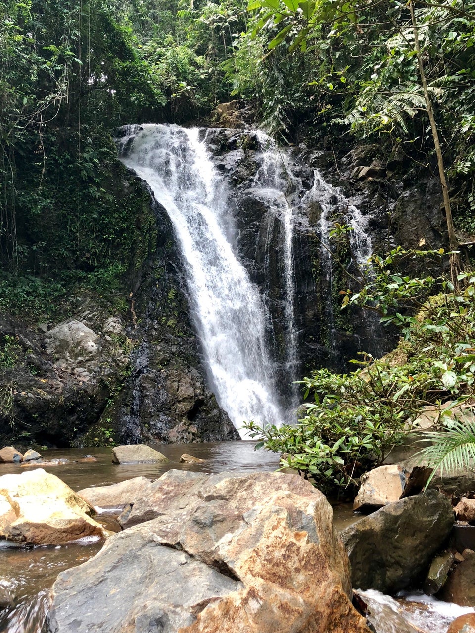 bukit gelas - tempat menarik di sabah tawau