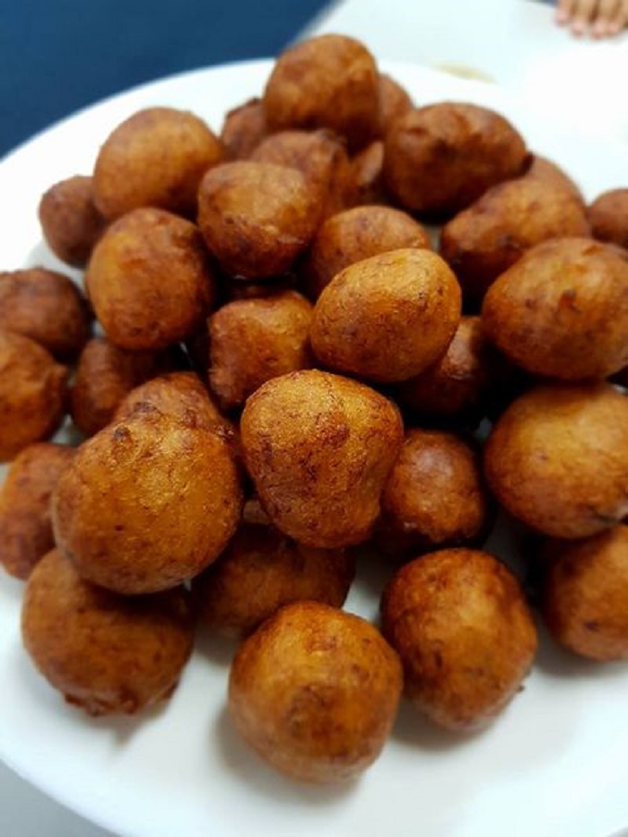 Cekodok pisang goreng
