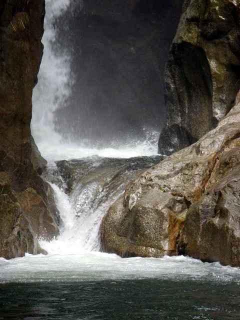 Pemandangan Air Terjun Chiling di Hulu Selangor