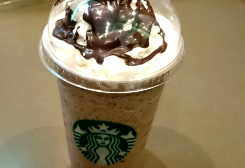 Choco Cream Chip dengan coklat cip dan krim