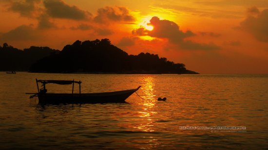 Pantai Coral Bay di Pulau Pangkor
