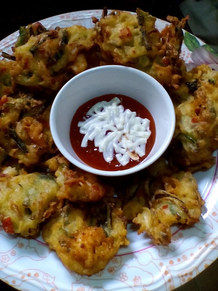 Cucur mi goreng