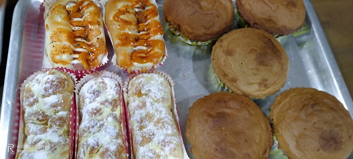 Hidangan roti homemade fresh baru dibakar