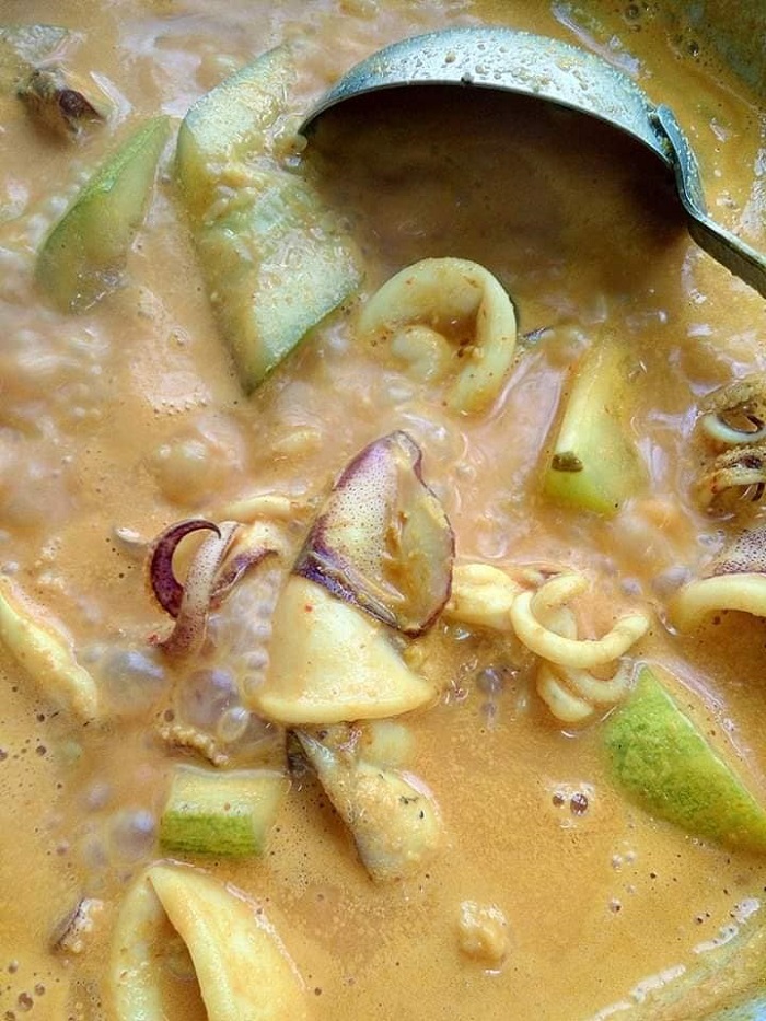 Gulai leak sotong dengan timun
