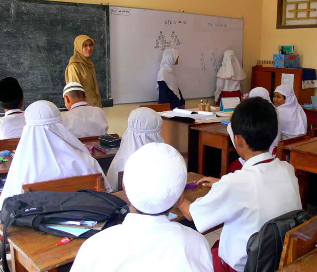 adab dengan guru