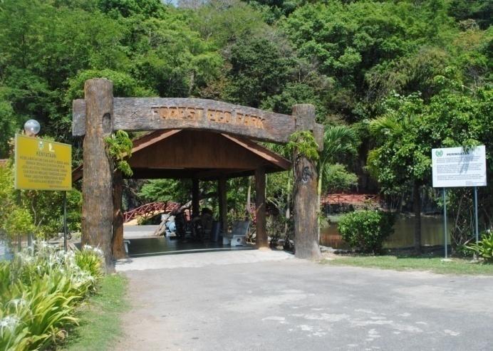 Laluan pejalan kaki di Hutan Lipur Bukit Kubu